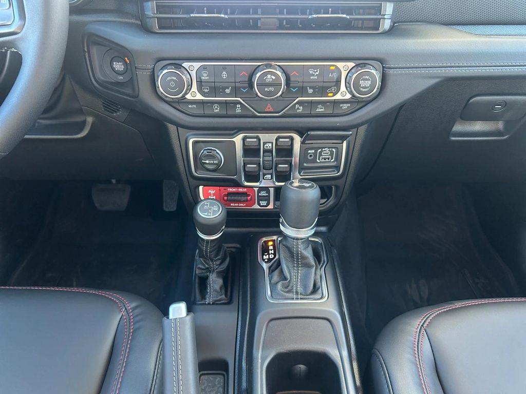 new 2026 Jeep Wrangler car, priced at $66,175