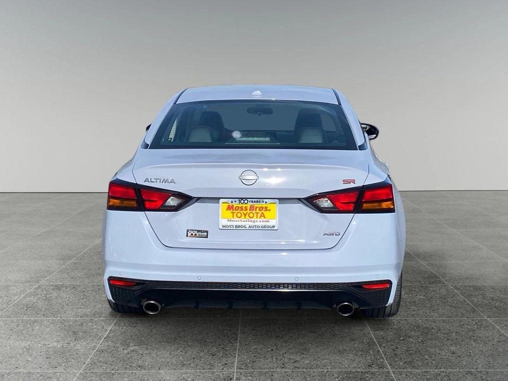 used 2024 Nissan Altima car