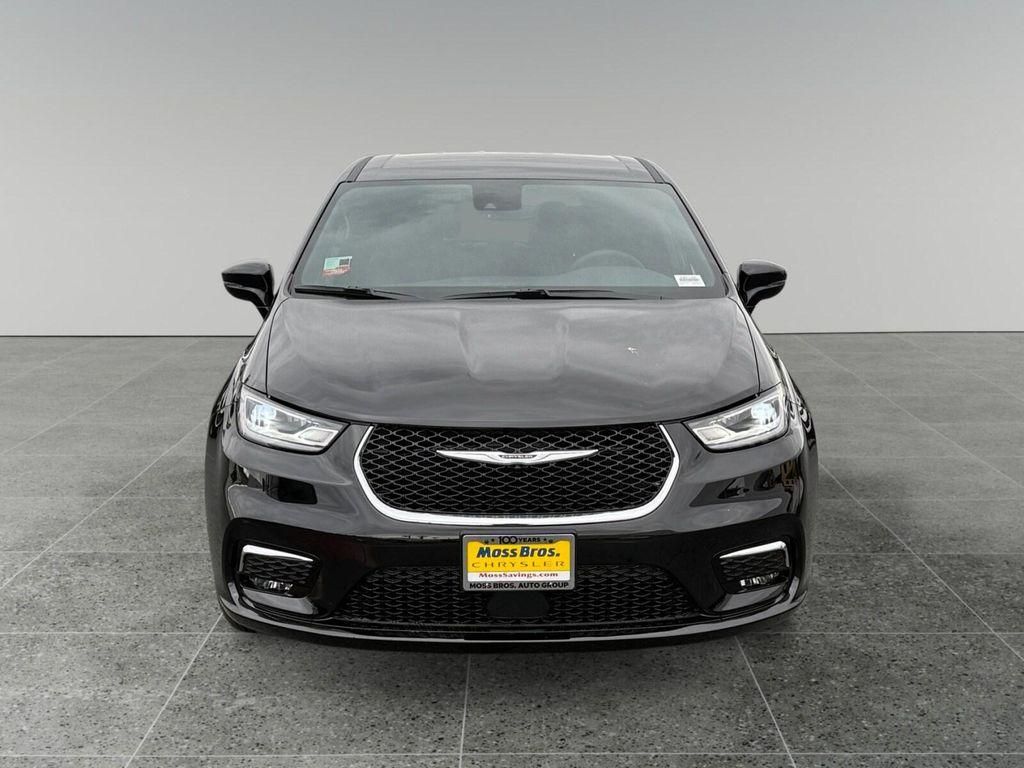 new 2026 Chrysler Pacifica car, priced at $45,865