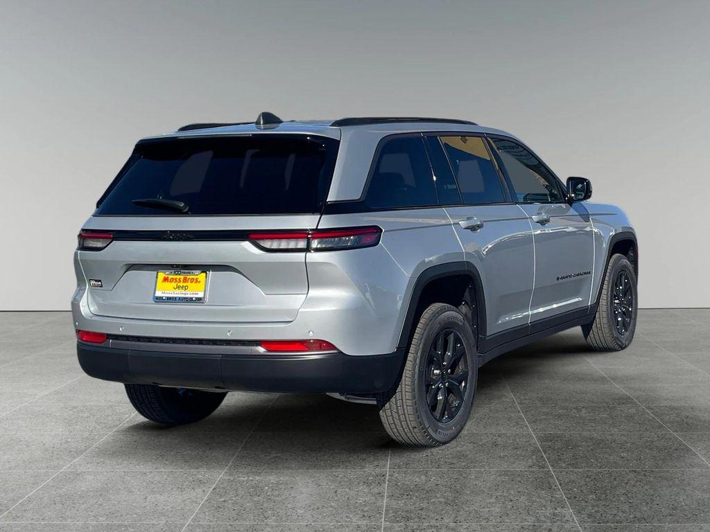 new 2026 Jeep Grand Cherokee car, priced at $46,250