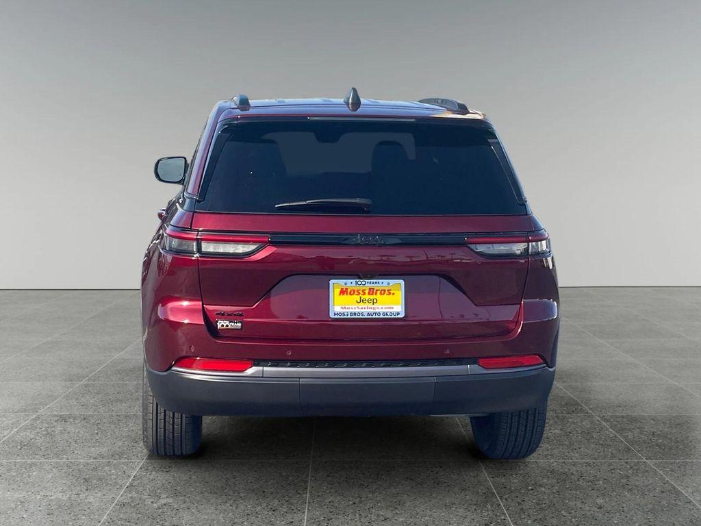 new 2026 Jeep Grand Cherokee car, priced at $48,160