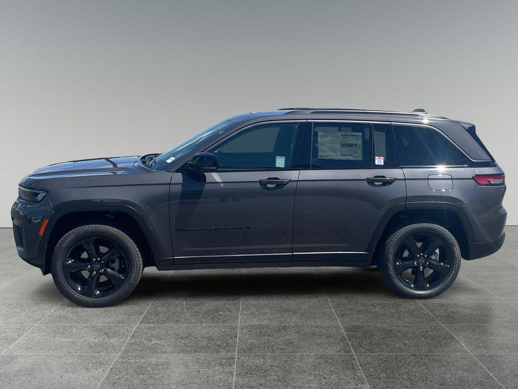 new 2026 Jeep Grand Cherokee car, priced at $51,310