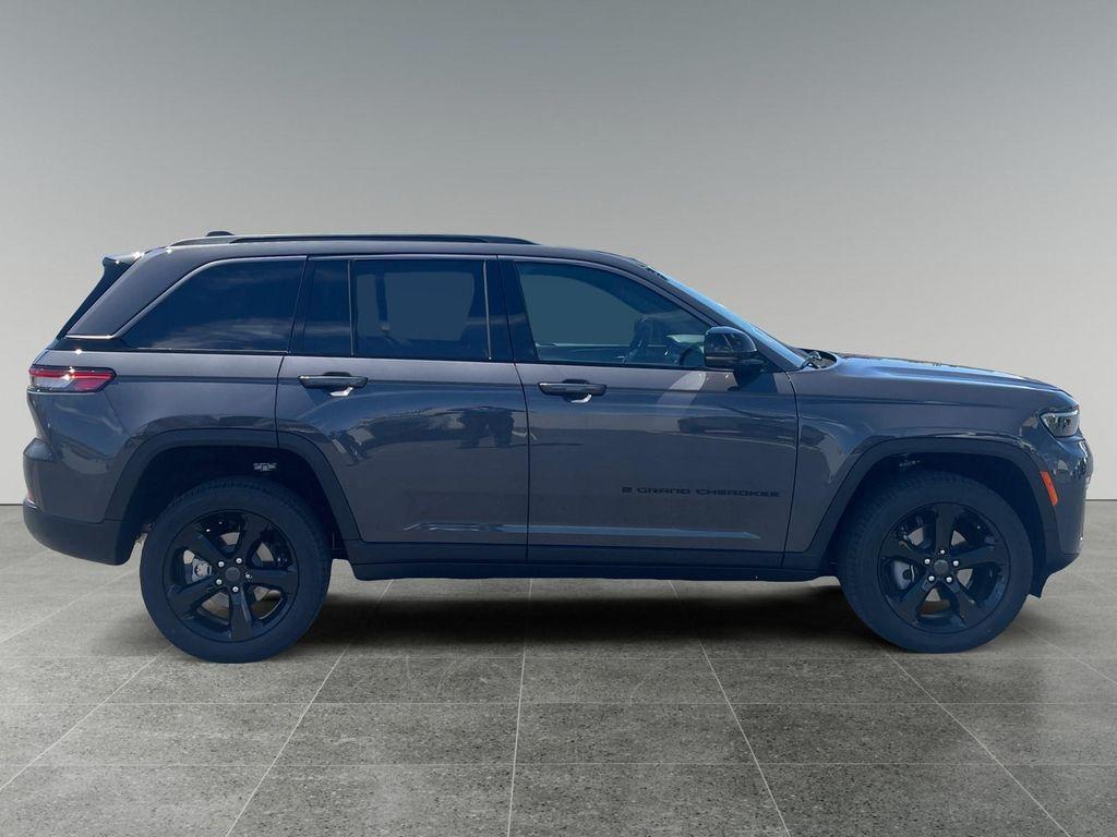 new 2026 Jeep Grand Cherokee car, priced at $51,310