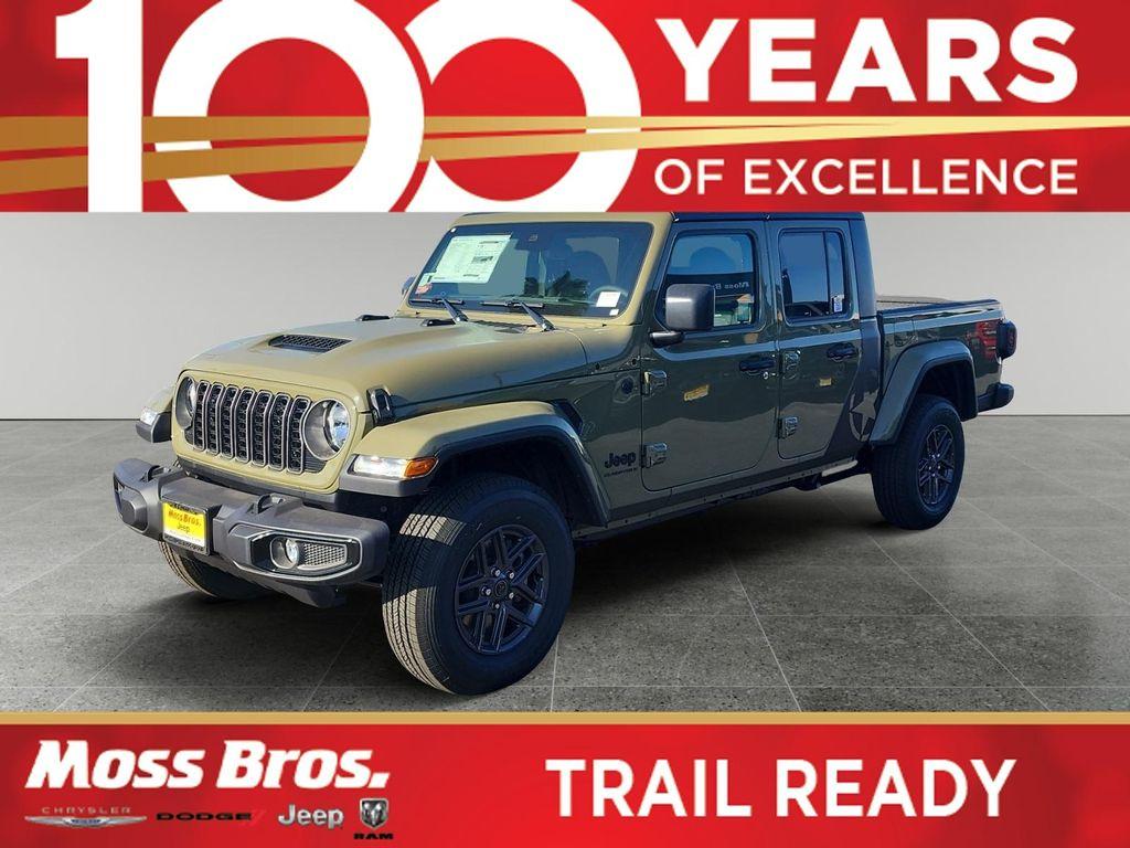 new 2025 Jeep Gladiator car, priced at $48,335