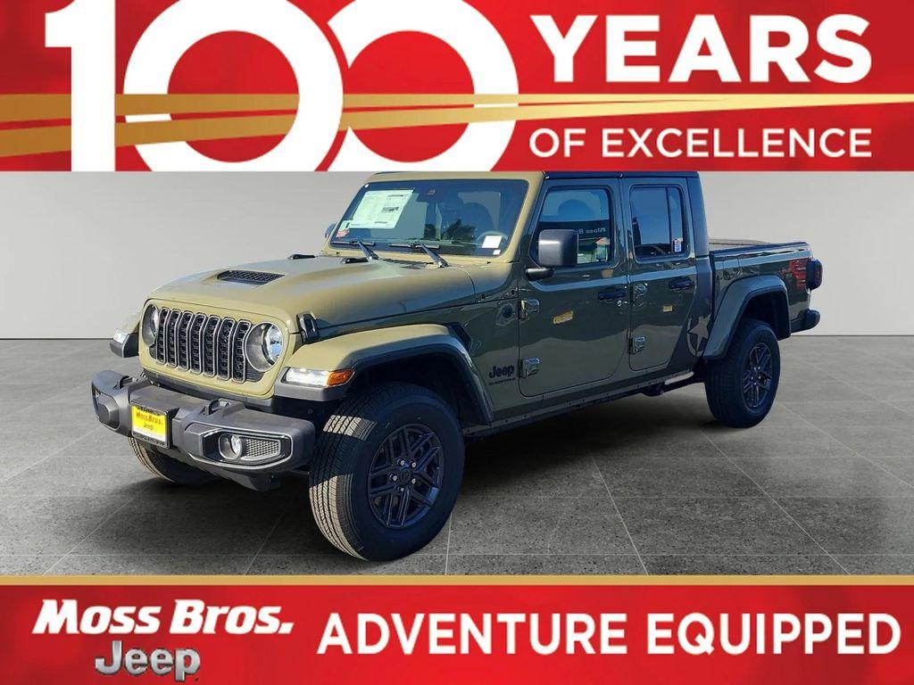 new 2025 Jeep Gladiator car, priced at $48,335