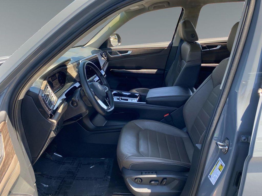 used 2025 Volkswagen Atlas car, priced at $46,654