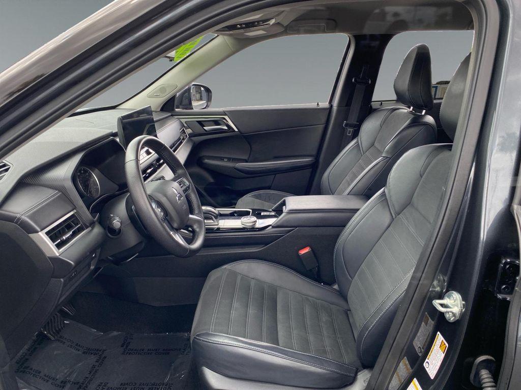 used 2025 Mitsubishi Outlander car, priced at $33,565