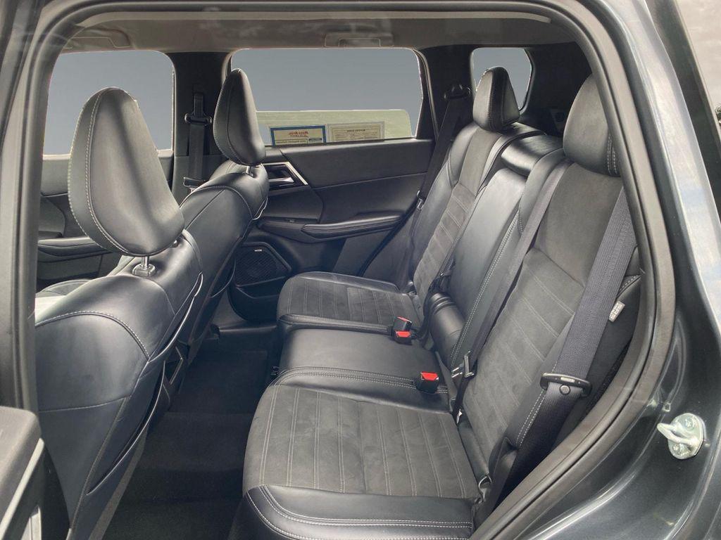 used 2025 Mitsubishi Outlander car, priced at $33,565