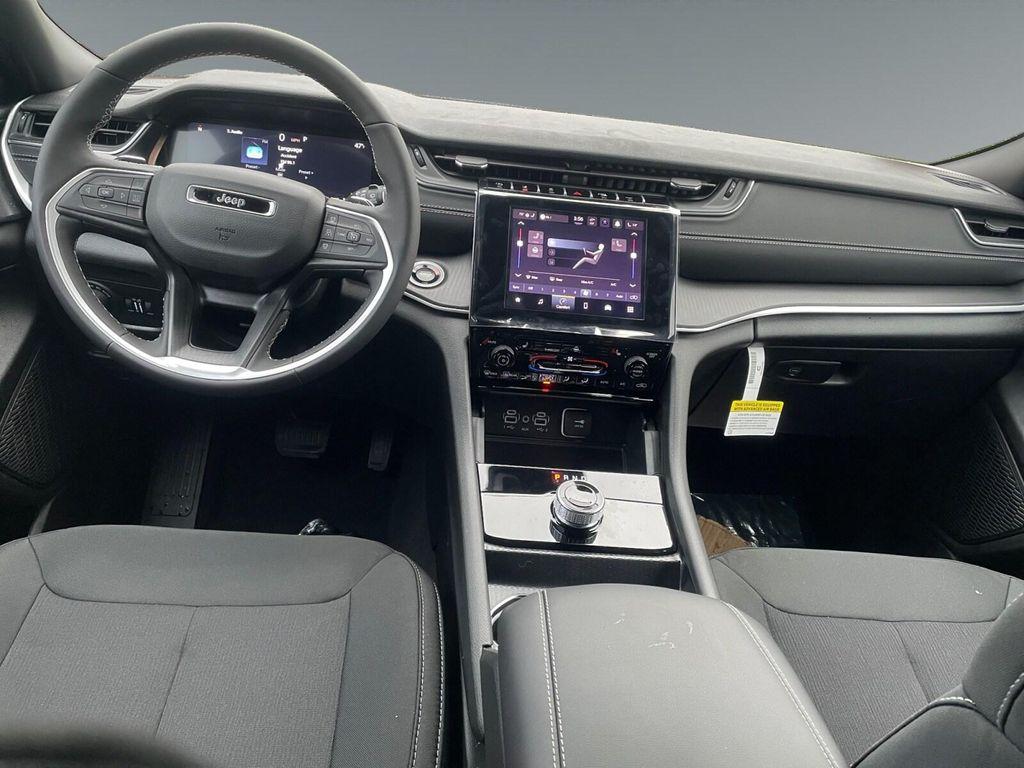 new 2026 Jeep Grand Cherokee car, priced at $42,710