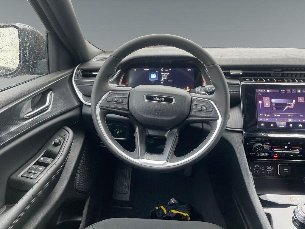 new 2026 Jeep Grand Cherokee car, priced at $42,710