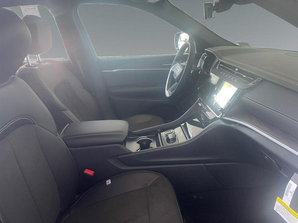 new 2026 Jeep Grand Cherokee L car, priced at $48,665