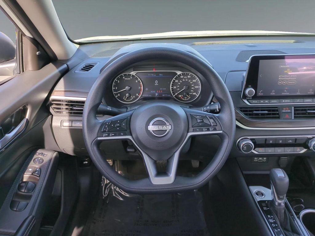 used 2024 Nissan Altima car