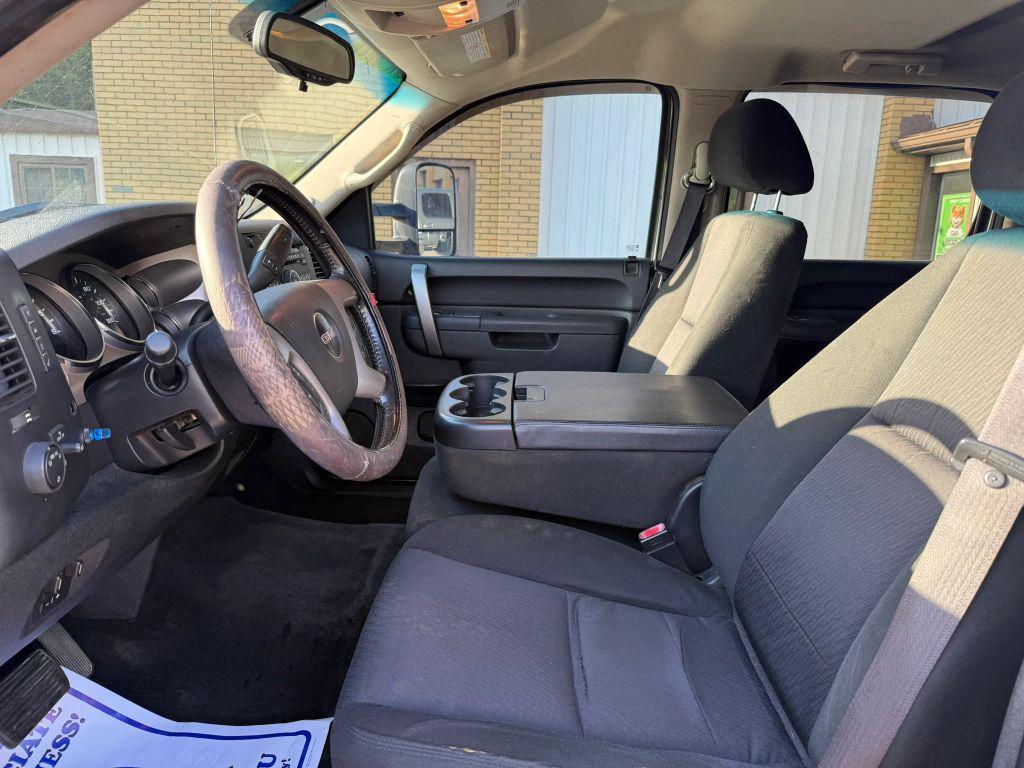used 2011 GMC Sierra 2500 car, priced at $14,995