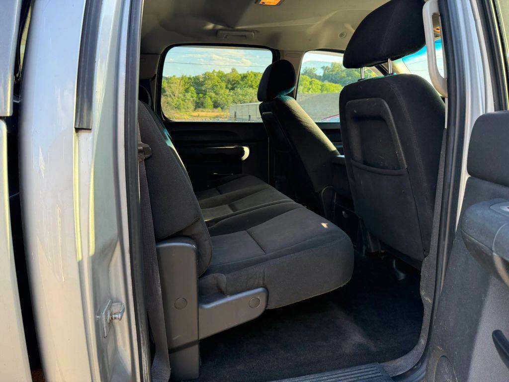 used 2011 GMC Sierra 2500 car, priced at $14,995