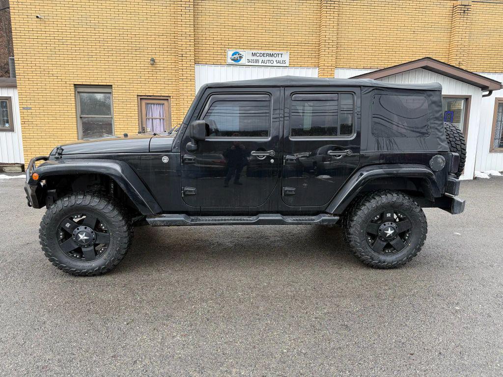 used 2015 Jeep Wrangler Unlimited car, priced at $15,995