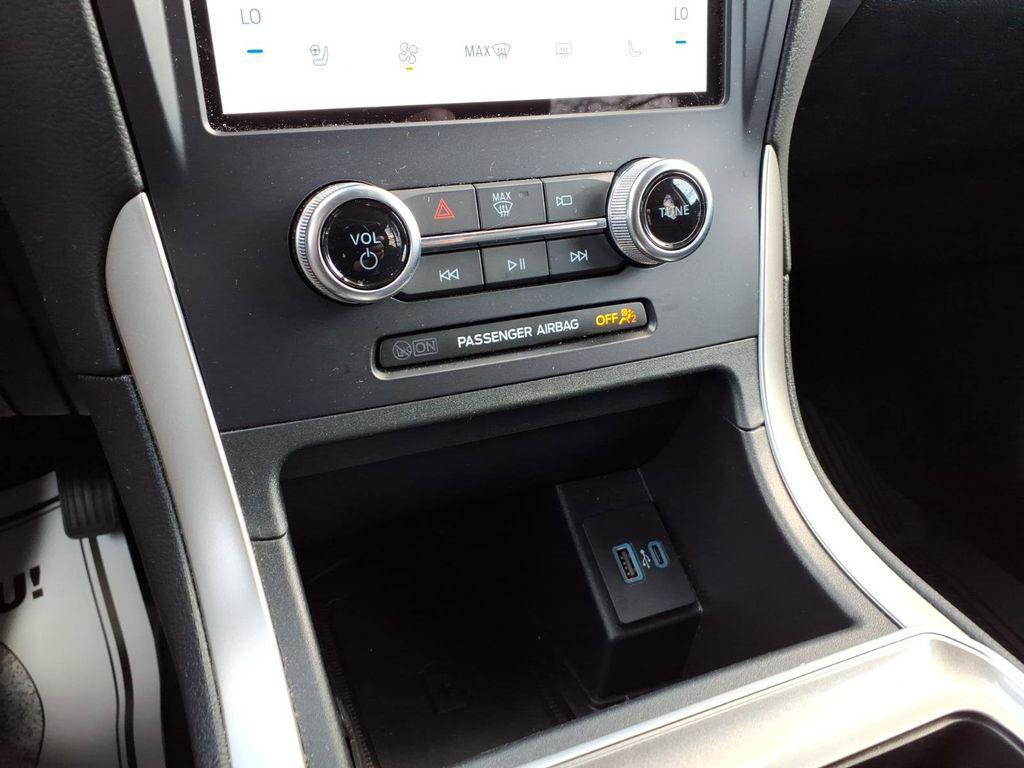 used 2024 Ford Edge car, priced at $28,580