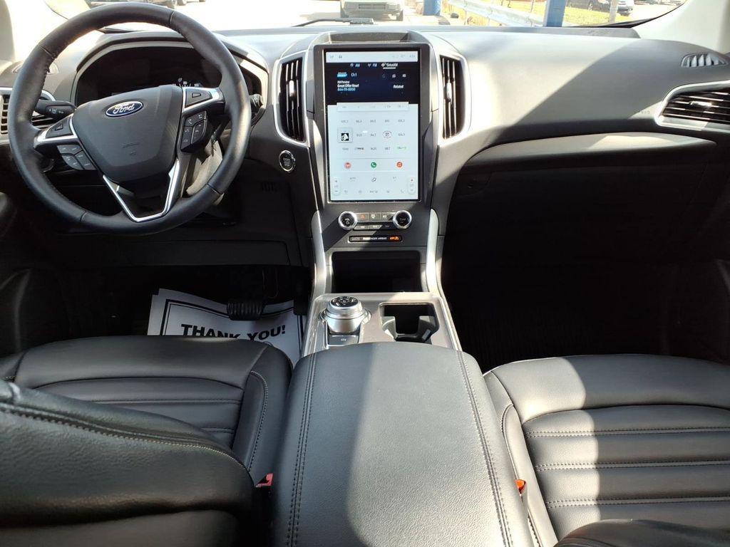 used 2024 Ford Edge car, priced at $28,580