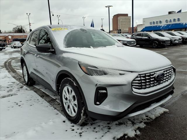 used 2023 Ford Escape car, priced at $21,980