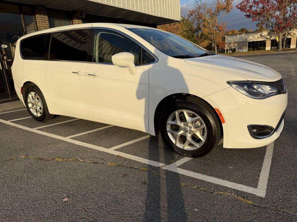 used 2020 Chrysler Pacifica car, priced at $14,500