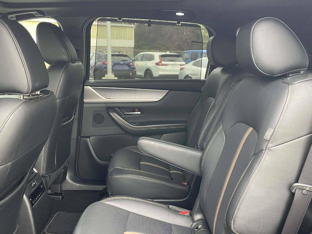 used 2025 Mazda CX-90 car, priced at $40,000