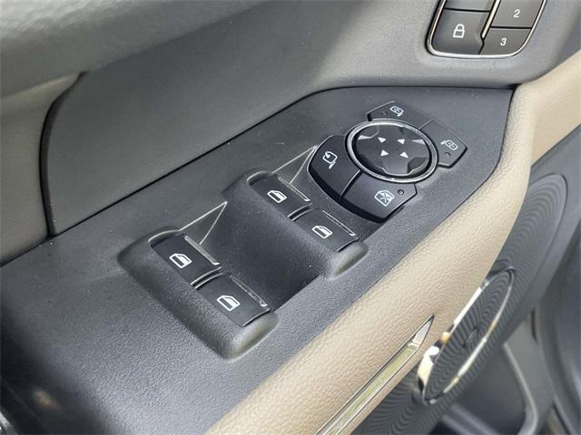 used 2024 Ford Expedition car, priced at $59,368