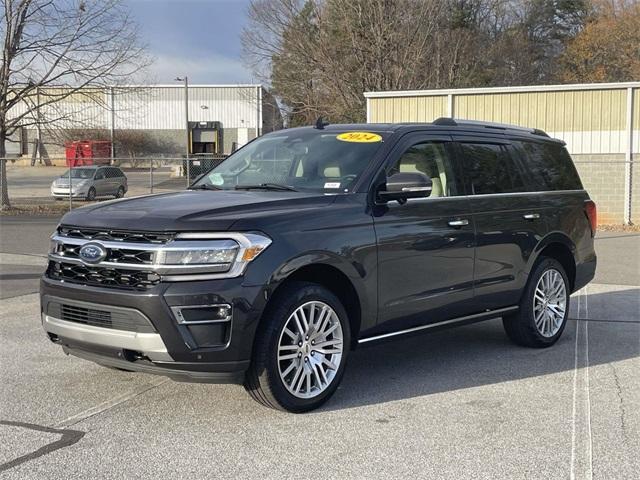 used 2024 Ford Expedition car, priced at $59,368