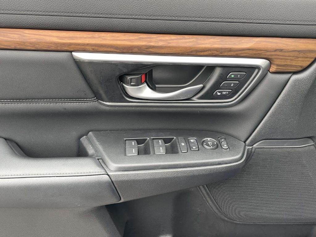 used 2022 Honda CR-V car, priced at $26,956