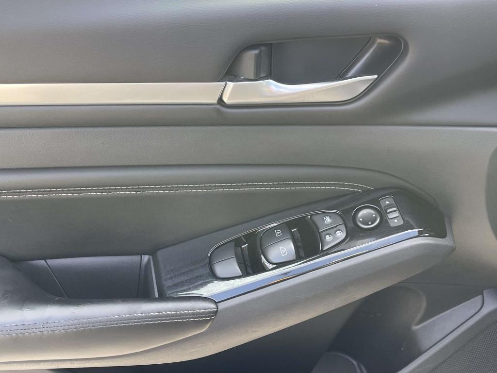 used 2022 Nissan Altima car, priced at $19,495