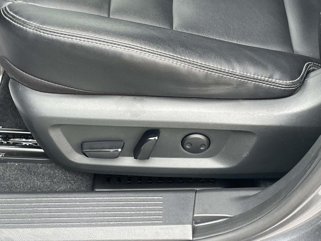 used 2023 Nissan Rogue car, priced at $25,260