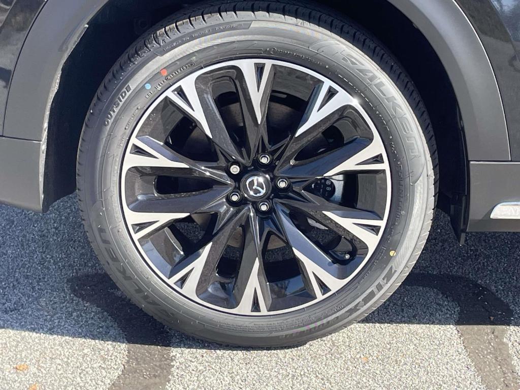 new 2026 Mazda CX-90 car, priced at $61,270