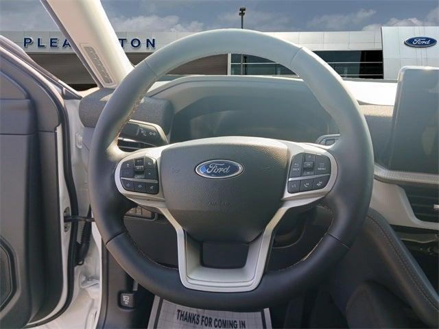 new 2025 Ford Explorer car, priced at $41,278
