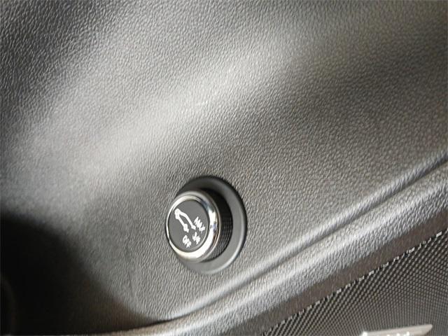 used 2025 Chevrolet Blazer car, priced at $33,258