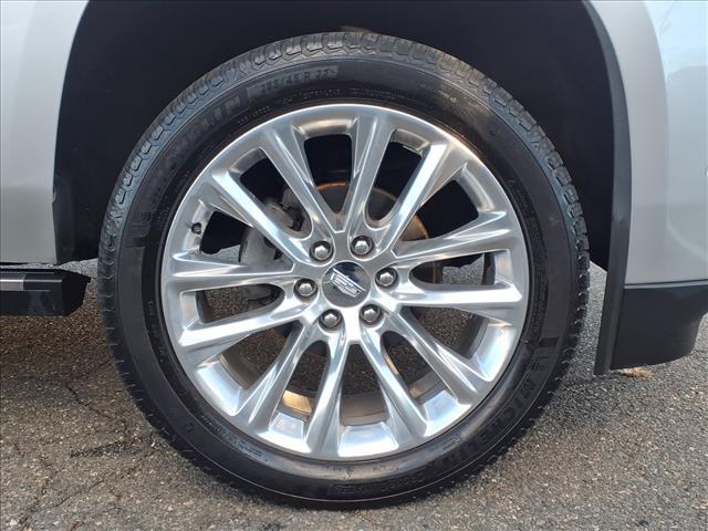 used 2019 Cadillac Escalade ESV car, priced at $26,495