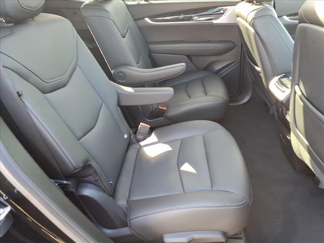 used 2023 Cadillac XT6 car, priced at $34,695