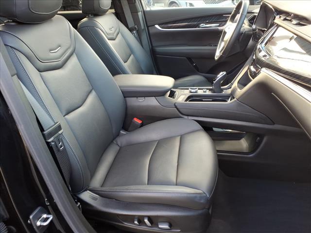 used 2023 Cadillac XT6 car, priced at $34,695