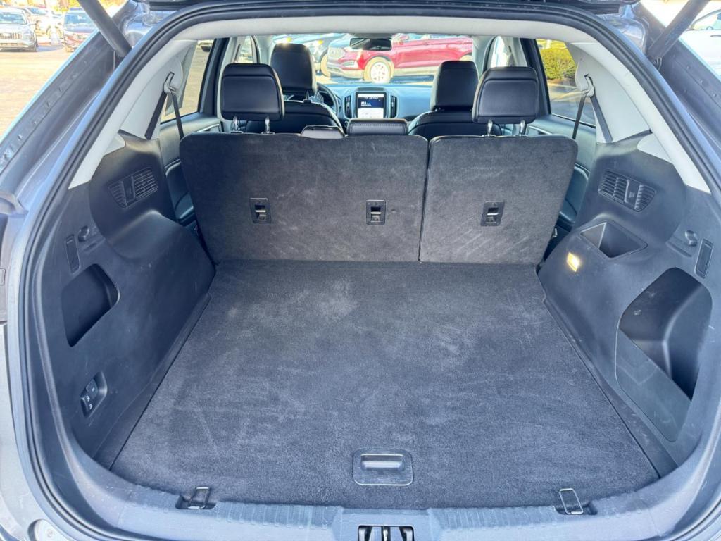 used 2024 Ford Edge car, priced at $28,900