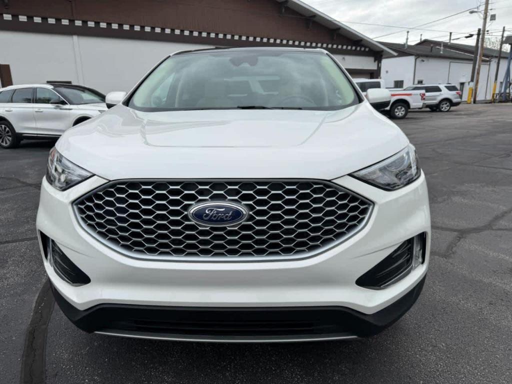 used 2024 Ford Edge car, priced at $30,866
