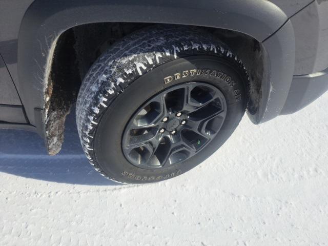 used 2020 Jeep Cherokee car, priced at $18,498