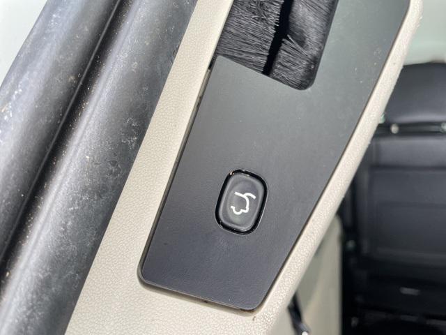 used 2014 Chrysler Town & Country car, priced at $10,988