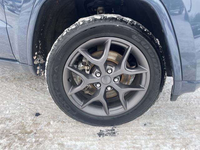 used 2021 Jeep Grand Cherokee car, priced at $25,340