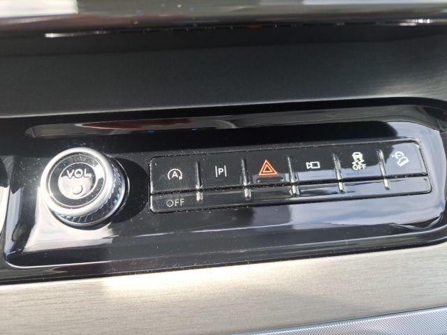 used 2025 Ford Expedition car, priced at $67,042
