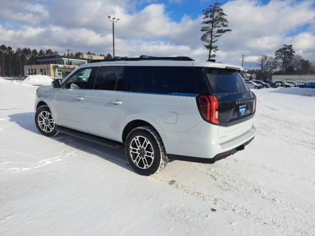 new 2025 Ford Expedition Max car, priced at $76,998