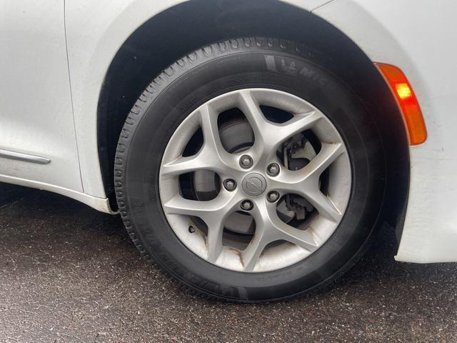 used 2017 Chrysler Pacifica car, priced at $15,988