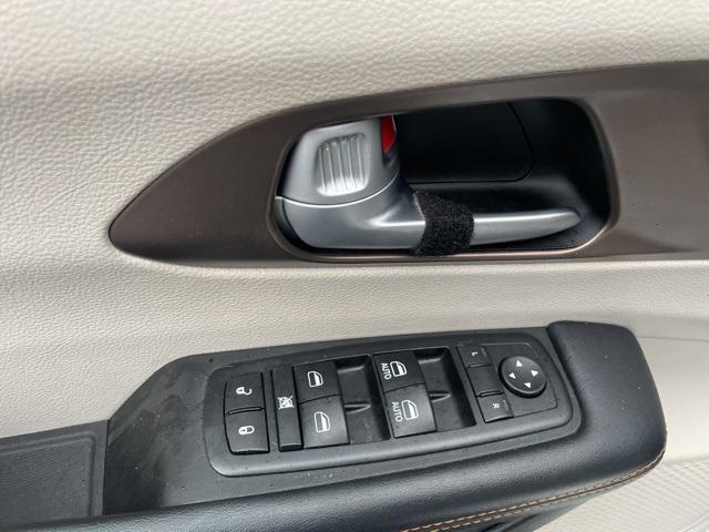 used 2017 Chrysler Pacifica car, priced at $15,988