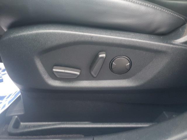 used 2020 Ford Edge car, priced at $14,988