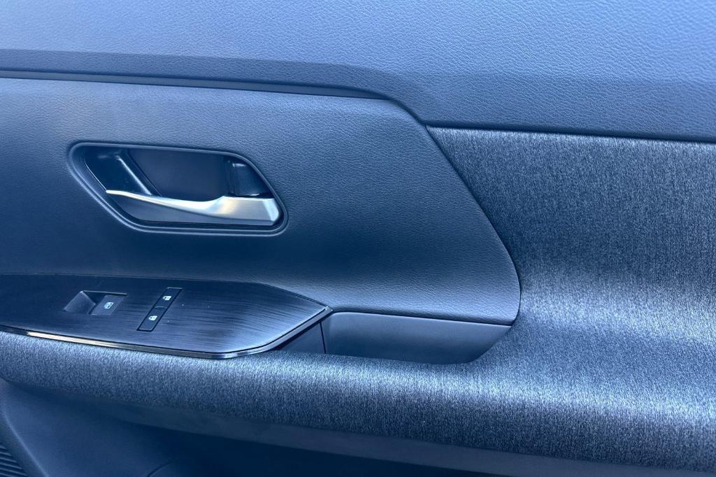 new 2026 Nissan Kicks car, priced at $25,776
