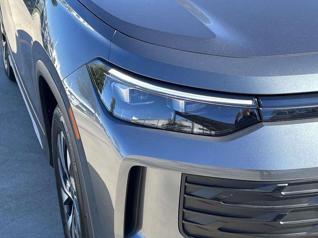 new 2026 Volkswagen Tiguan car, priced at $32,296