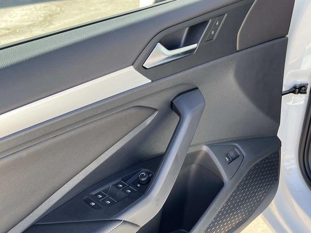 new 2025 Volkswagen Jetta car, priced at $22,999