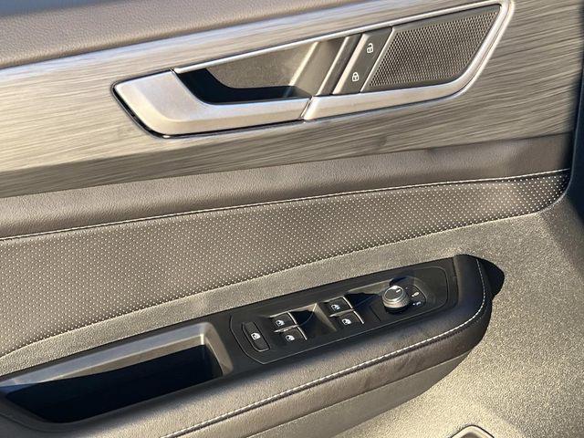 new 2026 Volkswagen Atlas Cross Sport car, priced at $41,539