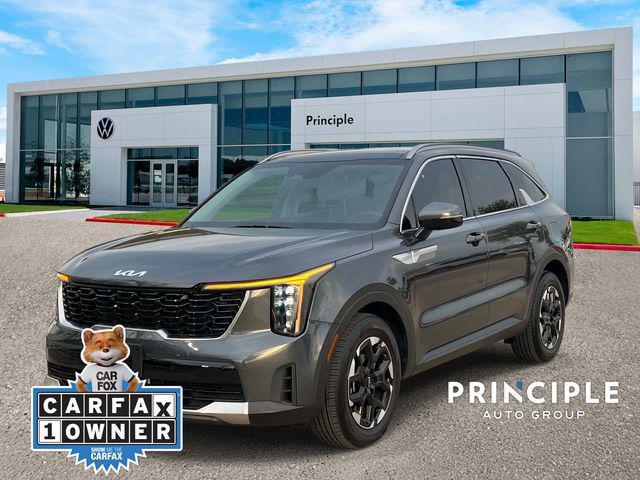 used 2024 Kia Sorento car, priced at $29,229